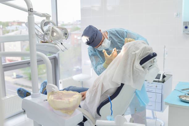 Best Mobile Emergency Dentist in Lake Cherokee, TX